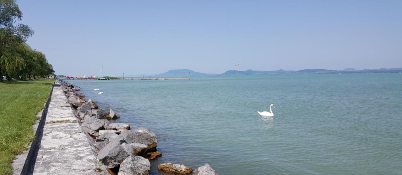 Lelle Resort B20 บาลาตอนแลลเล ภายนอก รูปภาพ